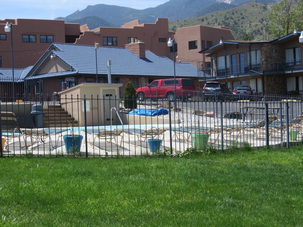 Silver Saddle Motel Manitou Springs Extérieur photo